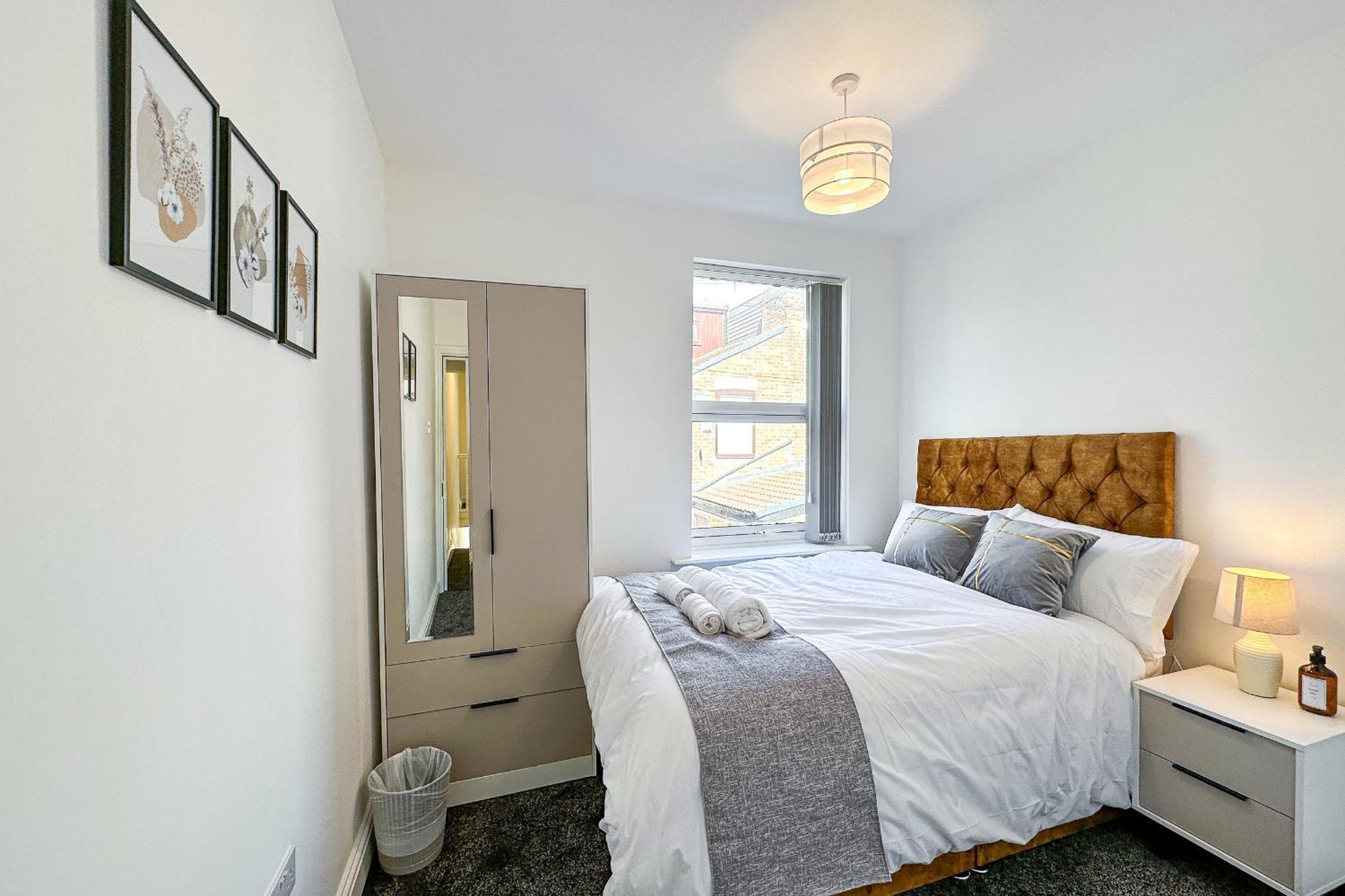 Ashfield Co-Living - Private Room Self-Cater Manchester Exterior photo