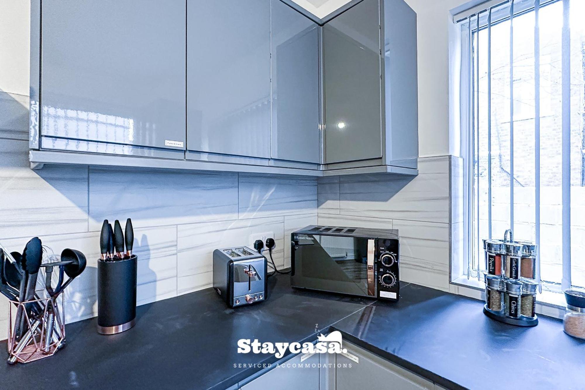 Ashfield Co-Living - Private Room Self-Cater Manchester Exterior photo